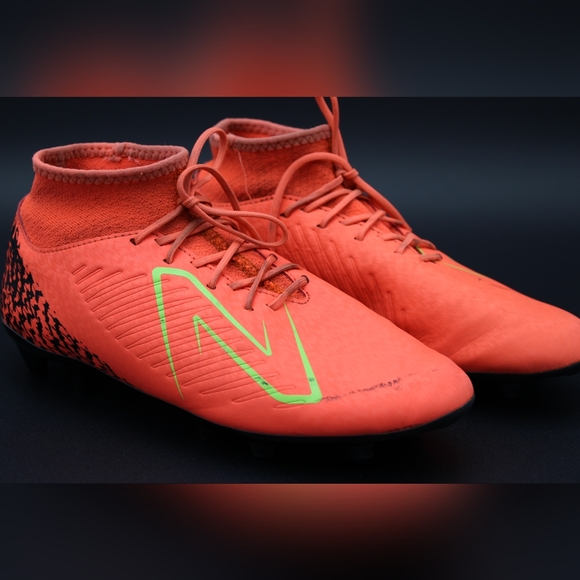 New Balance Mens 8 Soccer Cleats Orange/Black - Picture 7 of 9